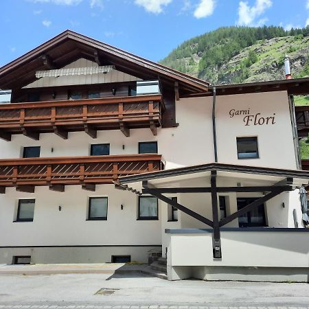 Vila Garni Flori Längenfeld Exteriér fotografie