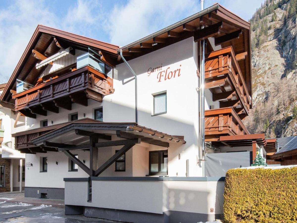 Vila Garni Flori Längenfeld Exteriér fotografie